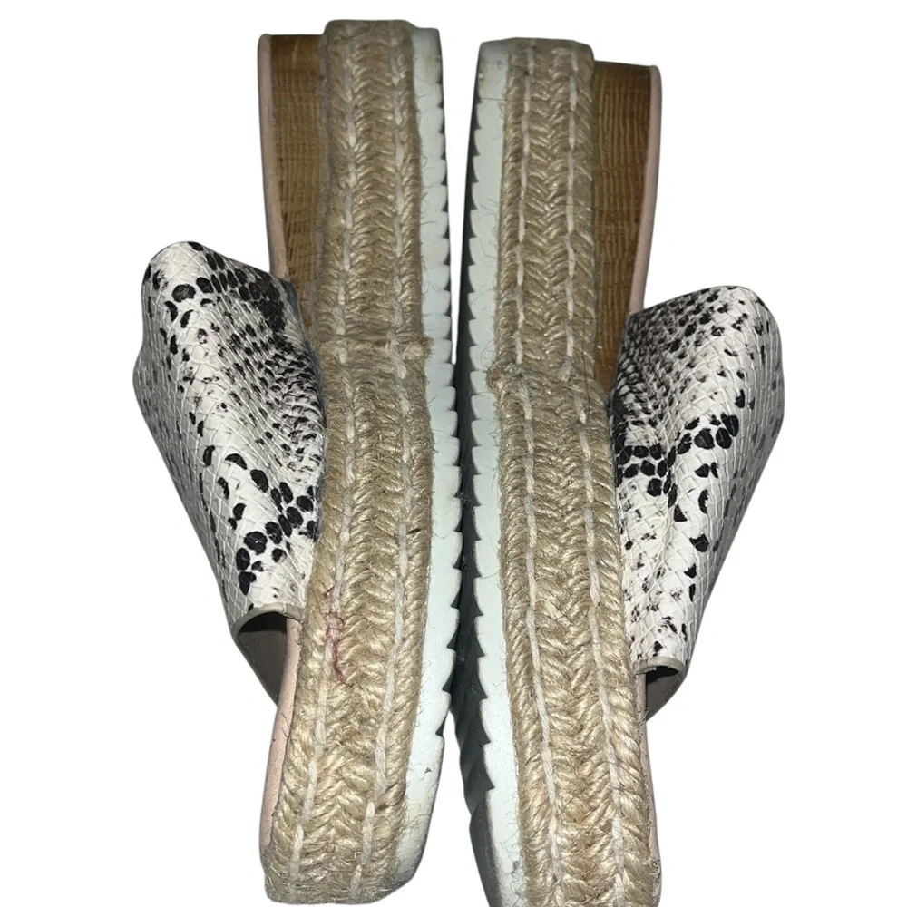 Cushionaire Women's Snakeskin Espadrille Slides